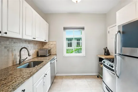 725 14th Pl # 7, Miami Beach FL 33139