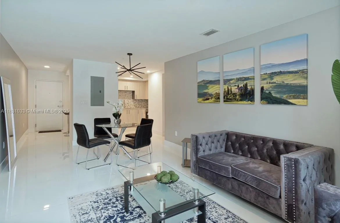 10950 NW 82nd St # 316, Doral FL 33178