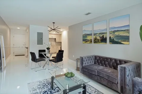 10950 NW 82nd St # 316, Doral FL 33178