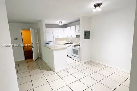 10709 Cleary Blvd # 209, Plantation FL 33324