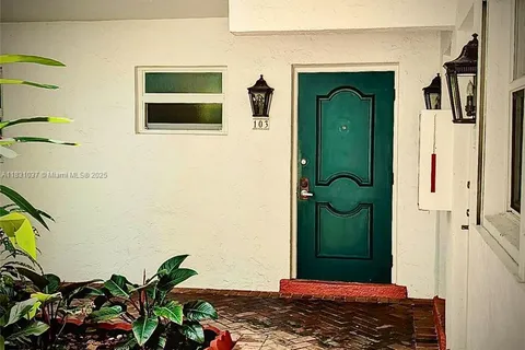 1212 SE 2nd Ct # 103, Fort Lauderdale FL 33301