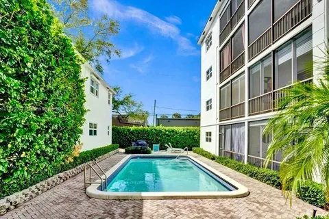 1212 SE 2nd Ct # 103, Fort Lauderdale FL 33301