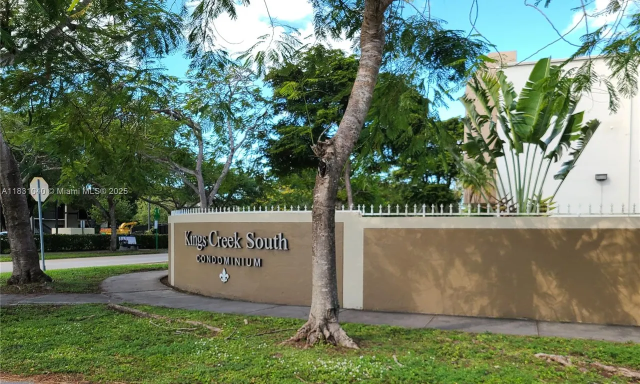 7747 SW 86th St # 301, Miami FL 33143