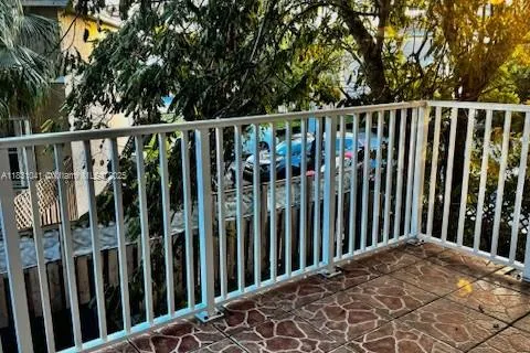 4610 NW 79th Ave # 2B, Doral FL 33166