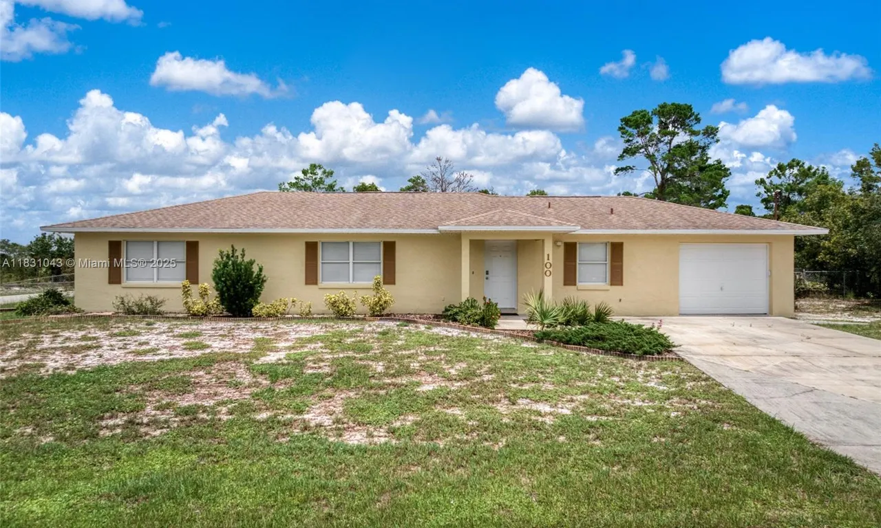 100 Kayla Ave, Lake Placid FL 33852