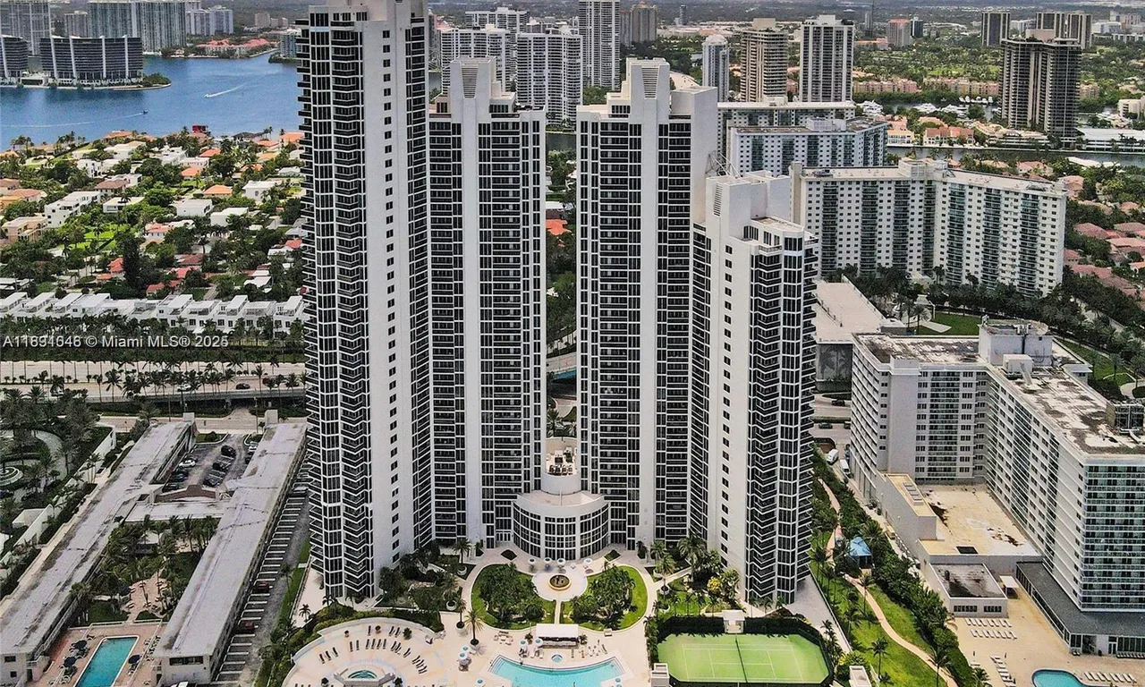 19111 Collins Ave # 801, Sunny Isles Beach FL 33160