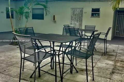 12890 NE 8th Ave # 102, North Miami FL 33161