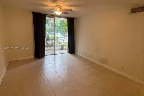 10773 Cleary Blvd # 103, Plantation FL 33324