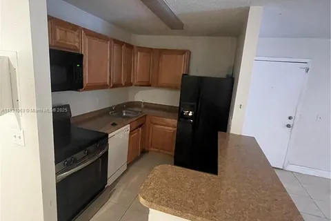 10773 Cleary Blvd # 103, Plantation FL 33324