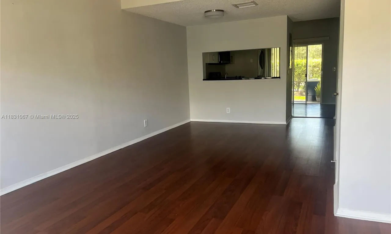 53 Whitehead Cir # 53, Weston FL 33326