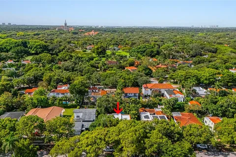 1320 Obispo Ave, Coral Gables FL 33134