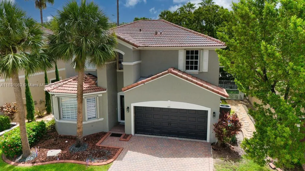 841 NW 126th Ave, Coral Springs FL 33071