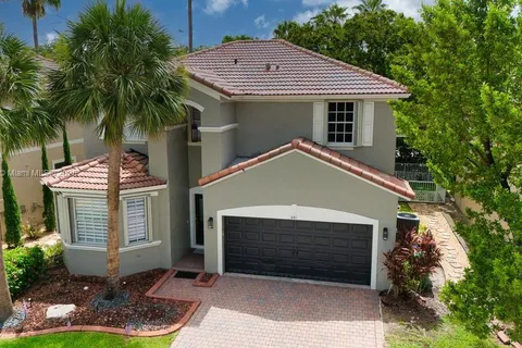 841 NW 126th Ave, Coral Springs FL 33071