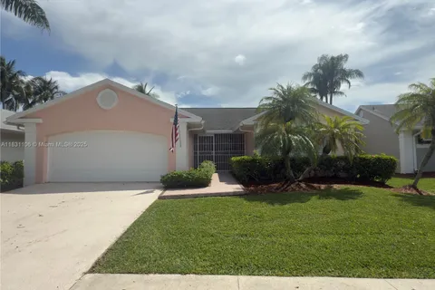 645 SE 25th Ln, Homestead FL 33033