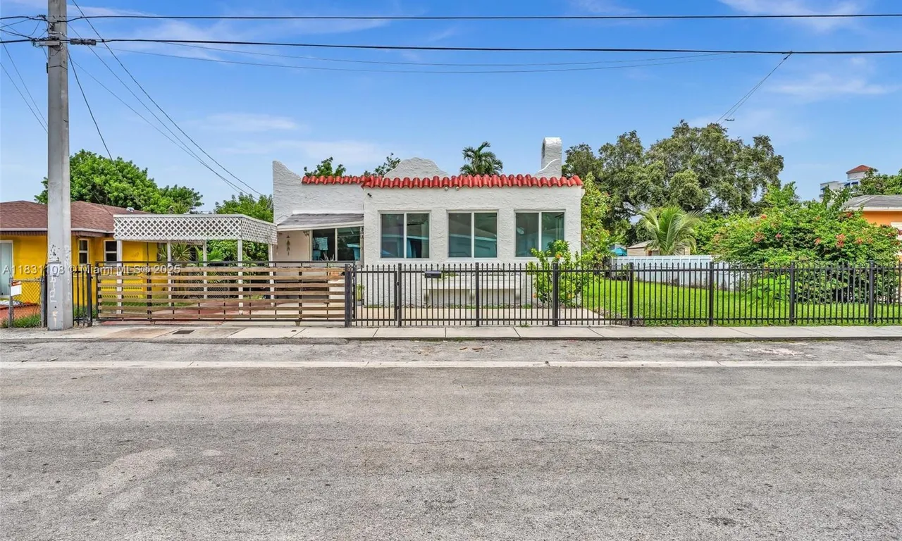 1342 NW 55th Ter, Miami FL 33142