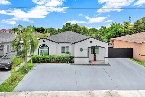 12472 SW 196th Ter, Miami FL 33177