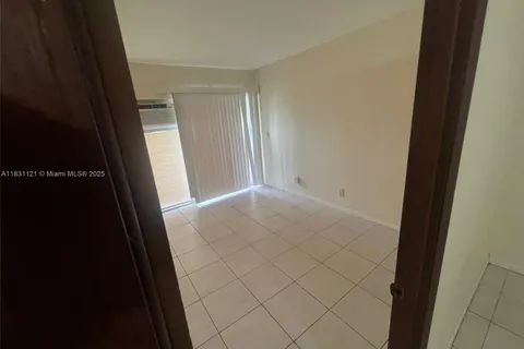 6580 Santona St # A10, Coral Gables FL 33146