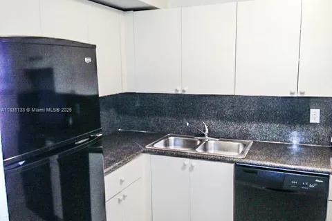 4255 N University Dr # 205, Sunrise FL 33351