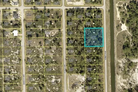 517 Hines AVE, Lehigh Acres FL 33972
