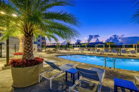 2500 SW 22nd Ter # 605, Fort Lauderdale FL 33312