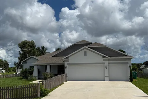 1002 SW College Park Rd, Port St. Lucie FL 34953