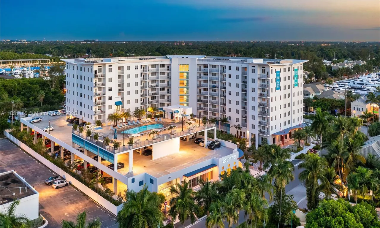 2500 SW 22nd Ter # 313, Fort Lauderdale FL 33312