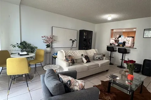 7545 E Treasure Dr # 4K, North Bay Village FL 33141