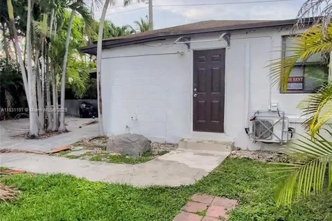 22830 Old Dixie Hwy # 1, Miami FL 33170