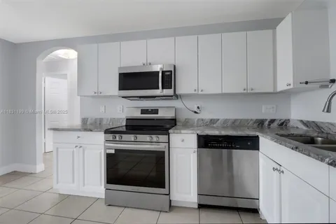 2401 Xelda Ave N # 2401, Lehigh Acres FL 33971