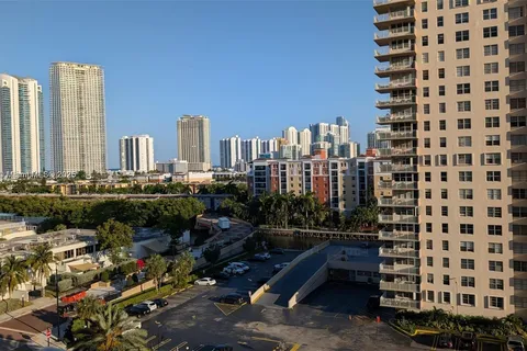 251 174th St # 911, Sunny Isles Beach FL 33160
