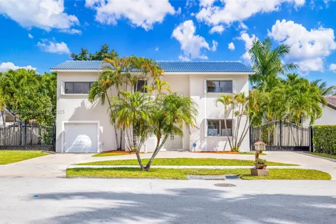 15235 SW 99th Ct, Miami FL 33157