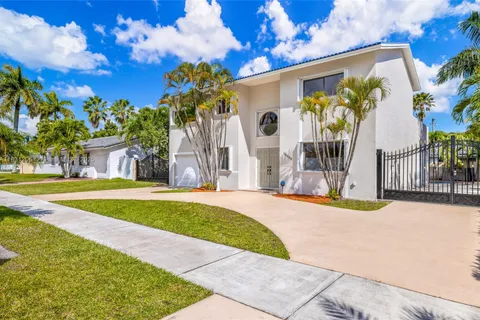 15235 SW 99th Ct, Miami FL 33157