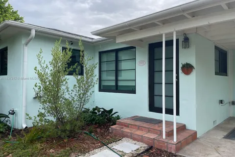 1621 N K St, Lake Worth FL 33460