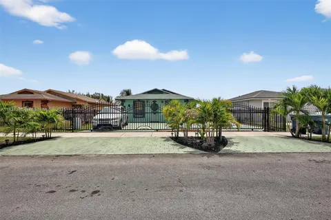 19415 NW 33rd Ct, Miami Gardens FL 33056