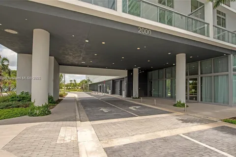 2000 Metropica Way # 2606, Sunrise FL 33323