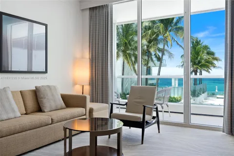 4391 Collins Ave # 623, Miami Beach FL 33140