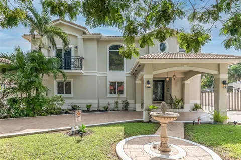 4665 SW 159th Ct, Miami FL 33185