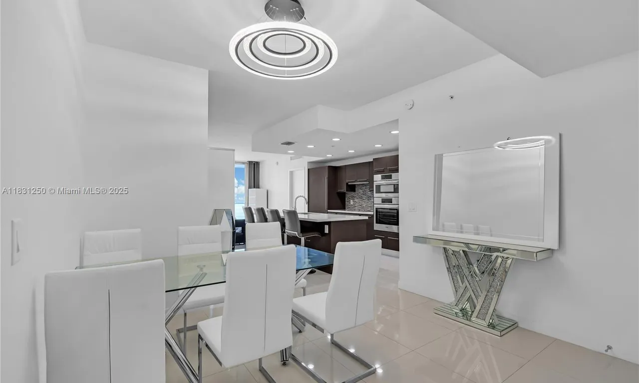 7751 NW 107th Ave # 716, Doral FL 33178