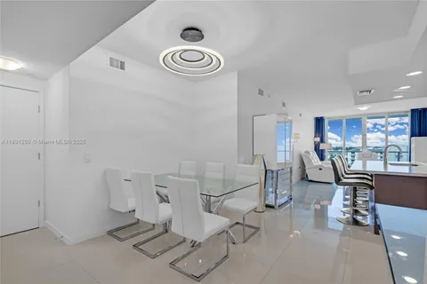 7751 NW 107th Ave # 716, Doral FL 33178