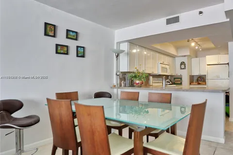 555 NE 15th St # 10G, Miami FL 33132