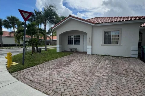 18172 SW 109 PL, Miami FL 33157