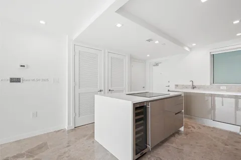 1201 20th St # 413, Miami Beach FL 33139