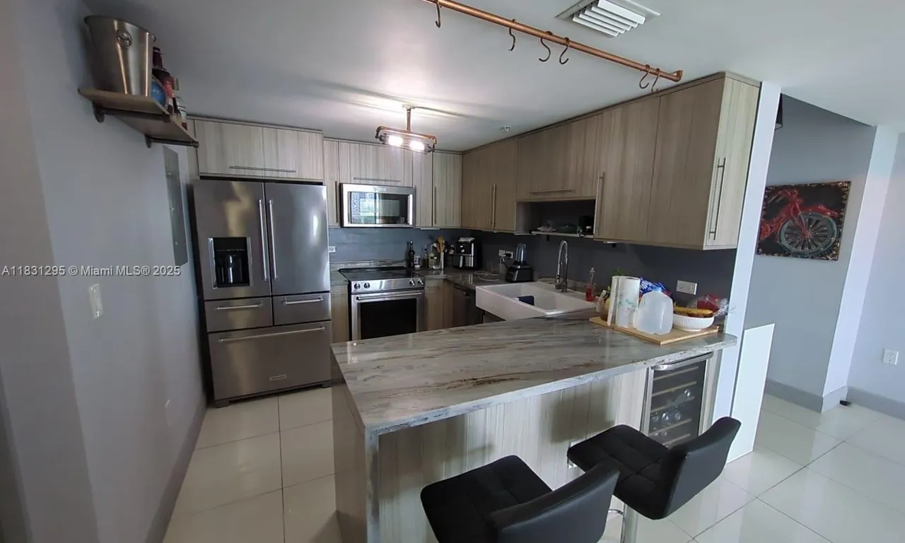 1861 NW S River Dr # 1110, Miami FL 33125