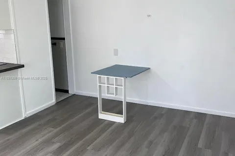2123 Wilson, Hollywood FL 33020