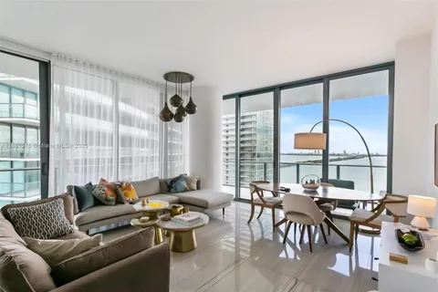 480 NE 31 st # 2307, Miami FL 33137