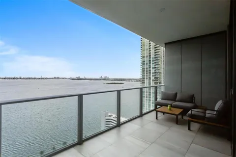 480 NE 31 st # 2307, Miami FL 33137