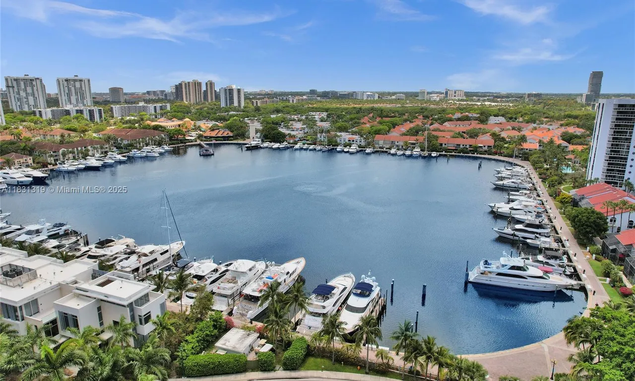 21055 Yacht Club Dr # 1707, Aventura FL 33180