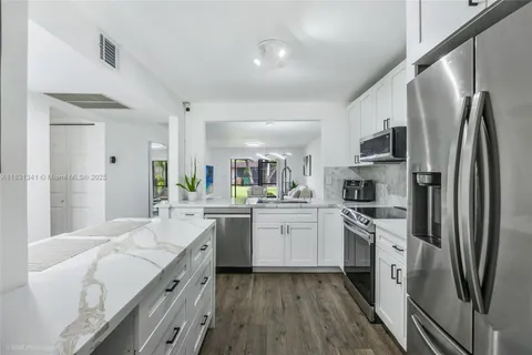 37 Seville Circle # 50, Davie FL 33324