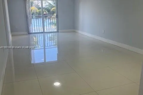 9917 W Okeechobee Rd # 203, Hialeah Gardens FL 33016