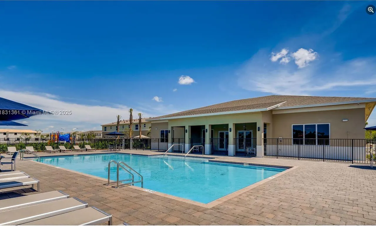 544 NE 5th St, Florida City FL 33034